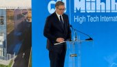 ИМАЋЕМО НАЈМОДЕРНИЈЕ ПАСОШЕ ЗА ДВЕ ГОДИНЕ Вучић на отварању фабрике Милбауер:За мене најважнија вест да ће ускоро да никне и трећа (ВИДЕО) ИМАЋЕМО НАЈМОДЕРНИЈЕ ПАСОШЕ ЗА ДВЕ ГОДИНЕ Вучић на отварању фабрике Милбауер:За мене најважнија вест да ће ускоро да никне и трећа (ВИДЕО)