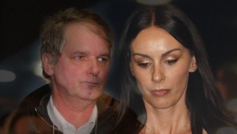 МАНДА МИ ЈЕ УМРО НА РУКАМА: Слобода Мићаловић се присетила вољеног колеге и његове последње представе током које је преминуо МАНДА МИ ЈЕ УМРО НА РУКАМА: Слобода Мићаловић се присетила вољеног колеге и његове последње представе током које је преминуо