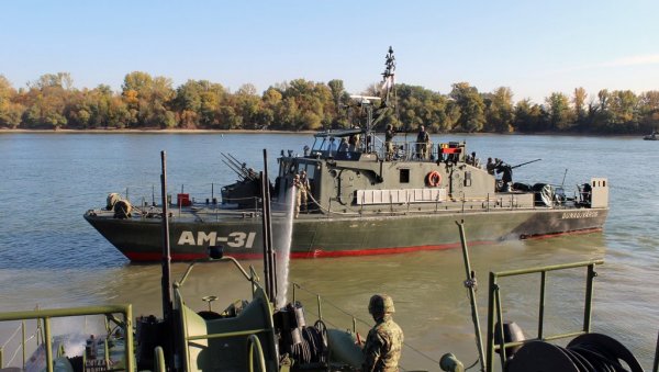 ЗАЈЕДНИЧКЕ ВЕЖБЕ ВОЈСКИ СРБИЈЕ И МАЂАРСКЕ: На Дунаву код Будимпеште реализована обука речних јединица (ФОТО)