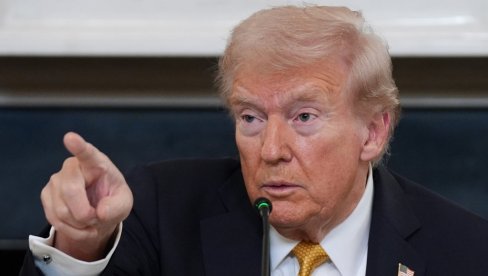 ОН ЈЕ СЛЕДЕЋИ ПОСЛЕ МАДУРА Трамп: Том земљом управља болестан човек, интервенција ми звучи добро