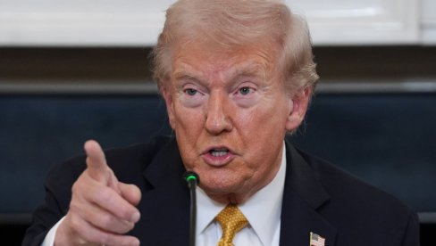 МИ СЕ НЕ ИГРАМО СА ЊИМА... Трамп прокоментарисао тестирање „буревестника“ - Нове руске ракете која може летети до 20.000 километара МИ СЕ НЕ ИГРАМО СА ЊИМА... Трамп прокоментарисао тестирање „буревестника“ - Нове руске ракете која може летети до 20.000 километара