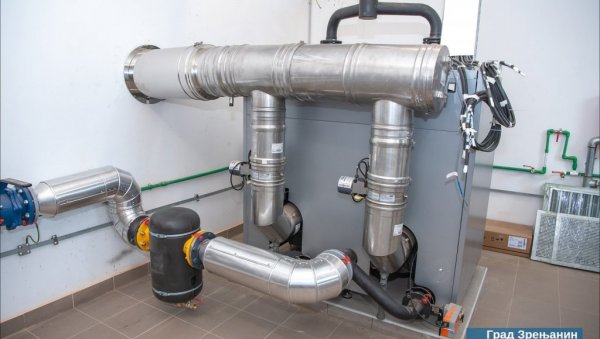 УЛАГАЊА У НОВЕ КОТЛОВЕ У ЗРЕЊАНИНСКИМ ШКОЛАМА УЛАГАЊА У НОВЕ КОТЛОВЕ У ЗРЕЊАНИНСКИМ ШКОЛАМА