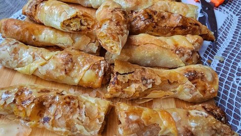 DOMAĆE PITICE SA MESOM: Brz i ukusan recept za nedeljno popodne (VIDEO) DOMAĆE PITICE SA MESOM: Brz i ukusan recept za nedeljno popodne (VIDEO)