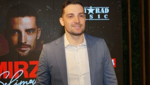 MIRZA SELIMOVIĆ O VERIDBI SA DUGOGODIŠNJOM DEVOJKOM: Otkrio gde ju je zaprosio MIRZA SELIMOVIĆ O VERIDBI SA DUGOGODIŠNJOM DEVOJKOM: Otkrio gde ju je zaprosio