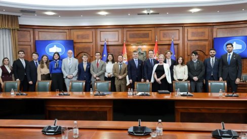 GUJON: Važno je da mladi lideri iz sveta stvore pravu sliku o Srbiji iz ličnog iskustva GUJON: Važno je da mladi lideri iz sveta stvore pravu sliku o Srbiji iz ličnog iskustva