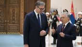 NAŠA ZEMLJA MOŽE DA BUDE MOST I SNAŽAN PARTNER KOJI POVEZUJE CENTRALNU AZIJU SA EVROPOM Vučić se oglasio iz Uzbekistana (FOTO) NAŠA ZEMLJA MOŽE DA BUDE MOST I SNAŽAN PARTNER KOJI POVEZUJE CENTRALNU AZIJU SA EVROPOM Vučić se oglasio iz Uzbekistana (FOTO)