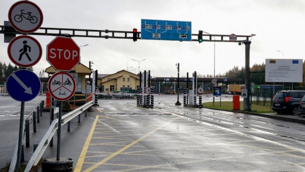 ДРАМА НА ИСТОЧНОМ КРИЛУ НАТО-А: Прави рат због мистериозних балона, прети се активирањем члана 4 ДРАМА НА ИСТОЧНОМ КРИЛУ НАТО-А: Прави рат због мистериозних балона, прети се активирањем члана 4