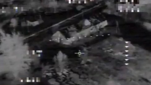 KADIROV SE POHVALIO Pogledajte precizne udare na ukrajinske položaje, izgledaju jezivo (VIDEO) KADIROV SE POHVALIO Pogledajte precizne udare na ukrajinske položaje, izgledaju jezivo (VIDEO)