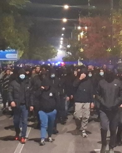 ГАНГСТЕРИ ЗАМУТИЛИ МОРАЧУ: Редови проблематичних странаца сада ојачани бегунцима од правде, криминалцима, перачима новца ГАНГСТЕРИ ЗАМУТИЛИ МОРАЧУ: Редови проблематичних странаца сада ојачани бегунцима од правде, криминалцима, перачима новца