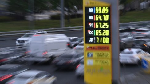 SAD IZDALE GENERALNU DOZVOLU DO APRILA: Odlažu se sankcije ruskoj naftnoj kompaniji SAD IZDALE GENERALNU DOZVOLU DO APRILA: Odlažu se sankcije ruskoj naftnoj kompaniji