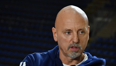 JEDNOG OD NAJBOLJIH IGRAČA JE PITAO ZA ZVEZDU: Saša Obradović kako je DŽered Batler stigao među crveno-bele JEDNOG OD NAJBOLJIH IGRAČA JE PITAO ZA ZVEZDU: Saša Obradović kako je DŽered Batler stigao među crveno-bele