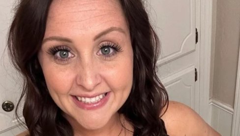 MAJKA TROJE DECE POPILA KOKTEL U BARU, MUČILA SE, PA UMRLA NAKON DVE GODINE: Usta su joj gorela MAJKA TROJE DECE POPILA KOKTEL U BARU, MUČILA SE, PA UMRLA NAKON DVE GODINE: Usta su joj gorela