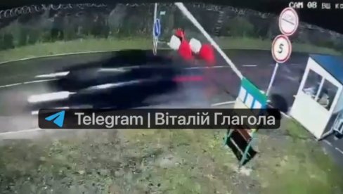 MOBILISANI UKRAJINSKI VOJNIK POBEGAO U MAĐARSKU: Probio rampe na granici, pojavio se snimak (VIDEO) MOBILISANI UKRAJINSKI VOJNIK POBEGAO U MAĐARSKU: Probio rampe na granici, pojavio se snimak (VIDEO)