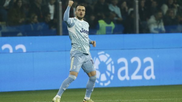 СРБИН ЈУНАК ЈУВЕНТУСА: Филип Костић први стрелац за стару даму под вођством Спалетија (ВИДЕО) СРБИН ЈУНАК ЈУВЕНТУСА: Филип Костић први стрелац за стару даму под вођством Спалетија (ВИДЕО)