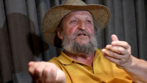 NISAM MOGAO DA PODNESEM POBAČAJE: Petar Božović ludo voleo lepu Ruskinju, ali je morao da je ostavi NISAM MOGAO DA PODNESEM POBAČAJE: Petar Božović ludo voleo lepu Ruskinju, ali je morao da je ostavi