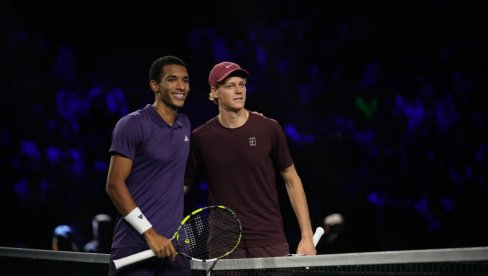 СВЕТ ИМА НОВОГ ТЕНИСКОГ БРОЈА 1! Јаник Синер и Оже-Алијасим одушевили навијаче у финалу мастерса у Паризу! (ВИДЕО)