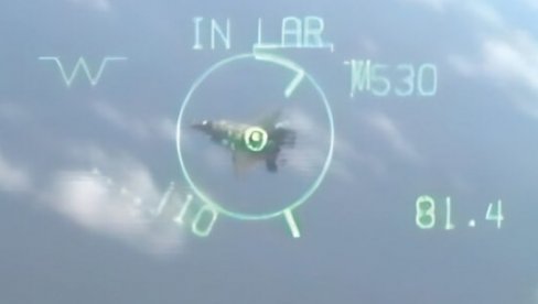 IRANCI POGODILI AMERIČKI AVION? Moćni lovac-bombarder prinudno sleteo nakon udara