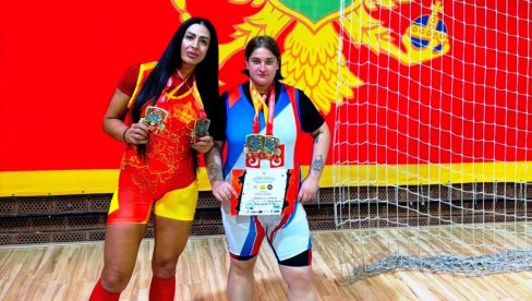 ДВА ЗЛАТА ЗА МАРИЈУ ЈОВАНОВИЋ: Српска дизачица тегова заблистала у Црној Гори (ФОТО)