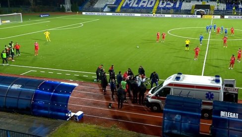 РЕКАО ЈЕ ДА ТО ВИШЕ НЕЋЕ ЈЕСТИ.... И ПОТОМ ЈЕ УМРО Фудбалер Радничког о моменту кад је преминуо тренер Младен Жижовић