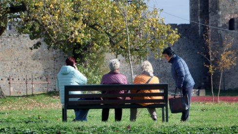 POČINJE ISPLATA PENZIJA: Evo ko prvi dobija novac - ovo je detaljan kalendar isplate