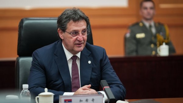 ГАШИЋ: Афера „звучни топ“ била је унапред планирана операција против Србије и Вучића