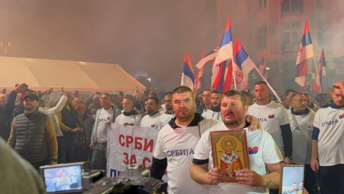 MI SE NE STIDIMO NI SRPSKIH PESAMA, A NI SRBIJE Mali: Niko ne može da nam zabrani da slavimo ono što jesmo i da poštujemo naše junake