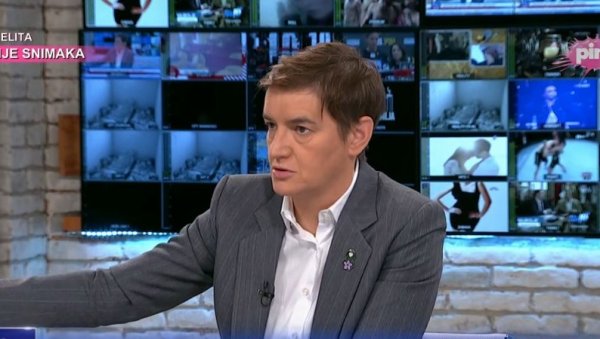 БЛОКАДЕРИ ОД ПРВОГ ДАНА КИДИШУ НА ЋАЦИЛЕНД Брнабић: Нигде људи из Ћациленда нису отишли, никога нису напали