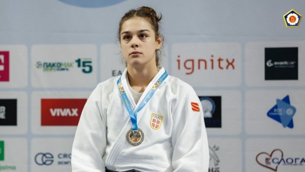 МИСЛИ ЛЕТЕ КА ЕЛ- ЕЈУ : Новосађанка Александра Андрић (17) нова звезда српског џуда