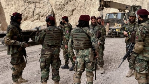 ПРОПАЛИ МИРОВНИ ПРЕГОВОРИ: Народ на ивици очаја