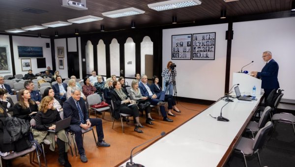 ПРЕДСТАВЉЕНИ НАЦРТИ ТРИ НОВА ЗАКОНА ИЗ ОБЛАСТИ ЕНЕРГЕТИКЕ: У току јавна расправа