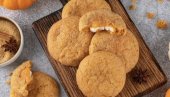 SAVRŠENI JESENJI KEKSIĆI MIRIŠU NA LJUBAV: Jedan sastojak menja sve, istopite ga i dodajte u smesu (RECEPT)