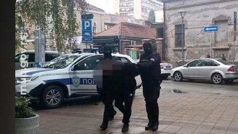 VELIKO HAPŠENJE U NIŠU: Lisice na rukama organizovanoj kriminalnoj grupi zbog kokaina (VIDEO)