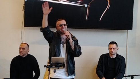 ZAMALO DA ODBIJE JEDAN OD SVOJIH NAJVEĆIH HITOVA: Vladan Savić Magla bend iznenadio sve priznanjem posle mnogo godina (FOTO)