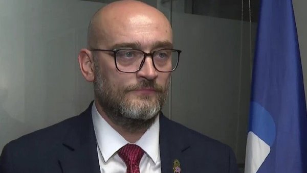 САЧУВАЋЕМО СВОЈЕ ДОСТОЈАНСТВО! ПРОБЛЕМАТИЧАН ЈЕ ОДНОС ПРЕМА СРПСКОЈ ЗАЈЕДНИЦИ У ХРВАТСКОЈ: Огласио се представник Срба у Вуковару Дракулић