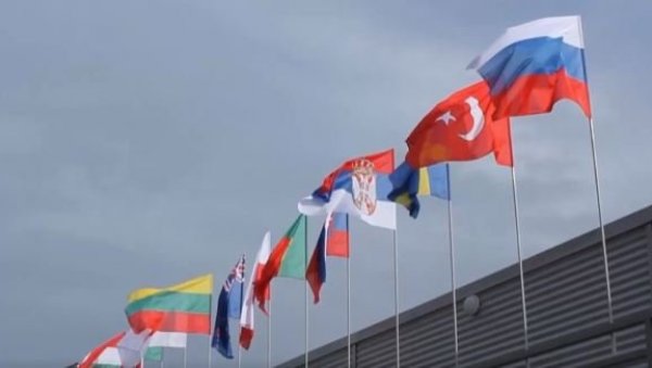 БУДИ СРПСКИ ДИПЛОМАТА, У СЛУЖБИ СВОЈЕ ОТАЏБИНЕ: Министарство спољних послова позвало заинтересоване да се пријаве (ВИДЕО)