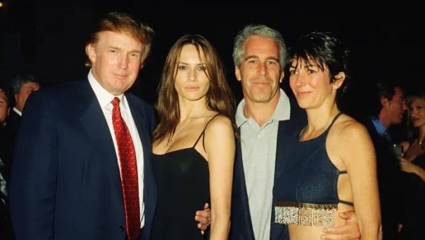 ТРАМП УПЛЕТЕН У СКАНДАЛ Епстин у мејловима помиње председника: Проводила сате у његовој кући, наравно да је знао за девојке... (ФОТО)
