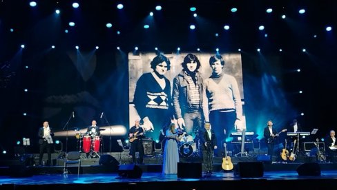 KADA DUŠA PEVA: Veče Halida Muslimovića obeležilo 50 pesama i tri sata more emocija (FOTO)