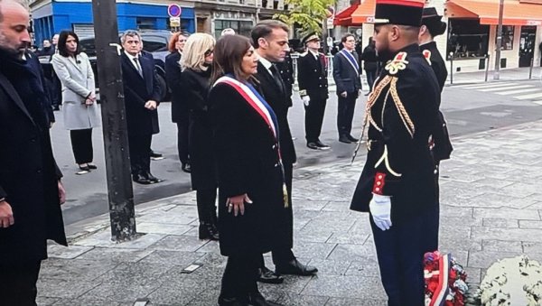 ДАН КАД ЈЕ ПАРИЗ ЗАВИЈЕН У ЦРНО: Француска обележава десет година од серије терористичких напада у којима је страдало 132 људи