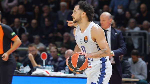 ВЕЛИКИ ПРОБЛЕМ ЗА ЕФЕС: Повредио се Шејн Ларкин, познато колика га пауза чека