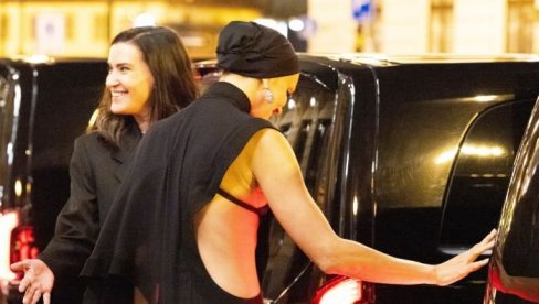 IRINU ŠAJK SINOĆ NIKO NIJE PREPOZNAO: Drastična transformacija, svi su gledali u 1 stvar! (FOTO)