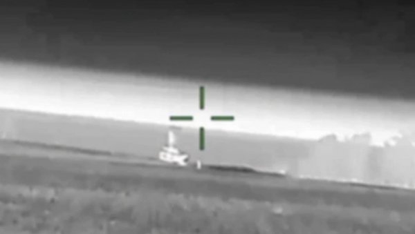 ДУХОВИ СЕ СНАЖНО ОБРУШИЛИ НА РУСКО ОРУЖЈЕ Погледајте невероватан снимак удара (ВИДЕО)