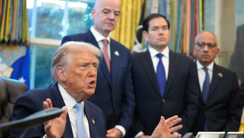 AMERIKA NE MOŽE DA VERUJE: Evo šta je Donald Tramp upravo uradio (VIDEO)