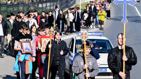 GOVORIO TIHO A NAJDALJE SE ČUO: U manastiru Rakovica obeleženo 16 godina od smrti patrijarha Pavla