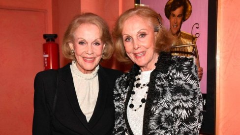 БЛИЗНАКИЊЕ ЖЕЛЕЛЕ ДА УМРУ ЗАЈЕДНО: Певачице пронађене мртве у стану, њихова последња жеља кида душу