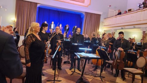 ARIJE DUŠE RAZGALILE: Veličanstven  gala koncert opere Narodnog pozorišta iz Beograda  u Banji Koviljači