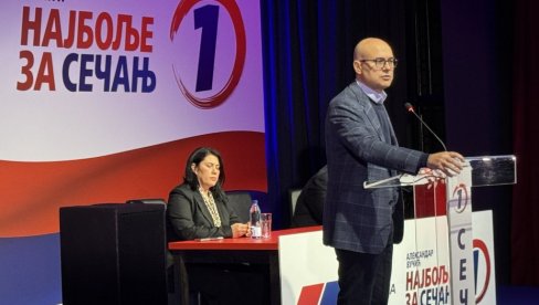 СЕЧАЊ ИДЕ ПУТЕМ РАЗВОЈА: Вучевић на скупу Најбоље за Сечањ у препуној дворани Образовно културног центра (ФОТО/ВИДЕО)