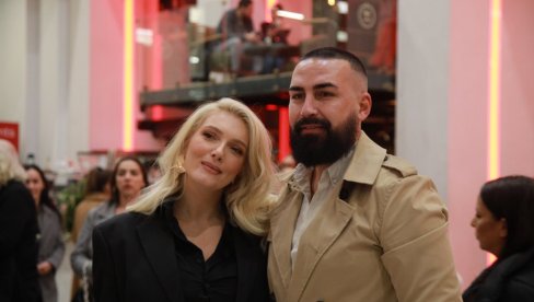 NIKOLINA KOVAČ I SAŠA KAPOR OTKRILI POL DETETA: Emotivan trenutak za celu porodicu