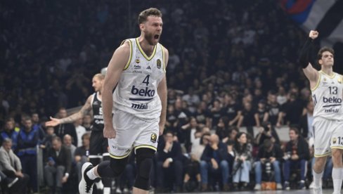 BASKIJCI SU OPASNI U VITORIJI: Fenerova forma varira