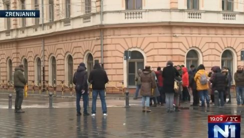 ČAK I N1 POTVRĐUJE OPŠTU TUČU IZMEĐU BLOKADERA: Svako vuče na svoju stranu (VIDEO)