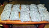 ZAPLENA NA GRANICI:  Pronađeno 50 litara amfetaminskog ulja, 3,4 kg heroina,skoro 50.000 tableta MDM...